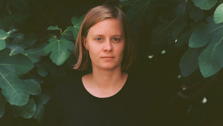 In Person & Carte Blanche: Viktoria Schmid - Widerspiegelnde Lichter